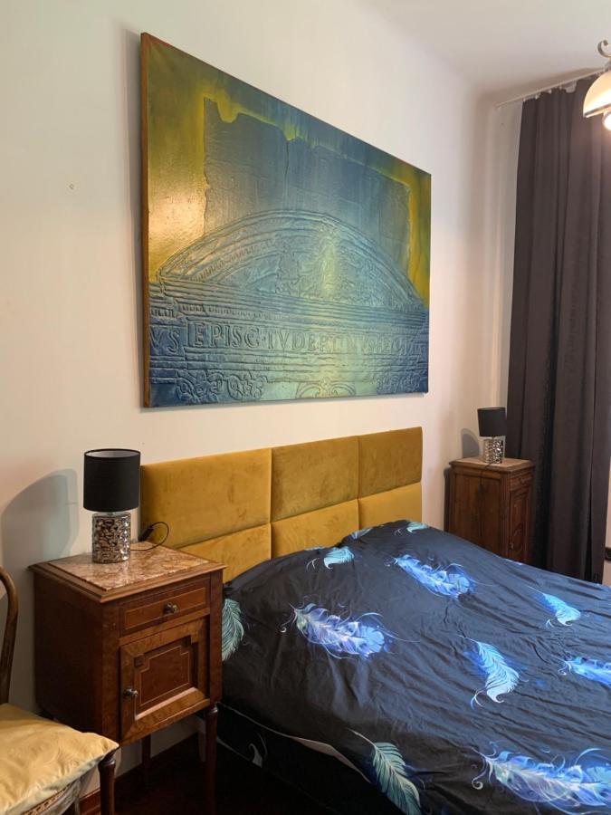 Beautiful And Charming Apartment In The Heart Of The Old Town Варшава Экстерьер фото